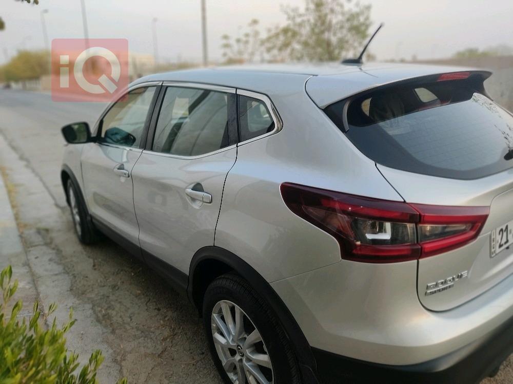 نيسان روج سبورت